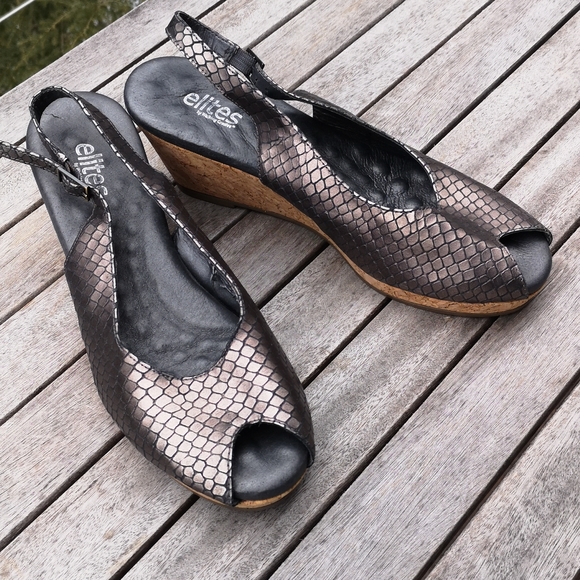 Elites by Walking Cradles leather slingback sandals - Picture 2 of 14